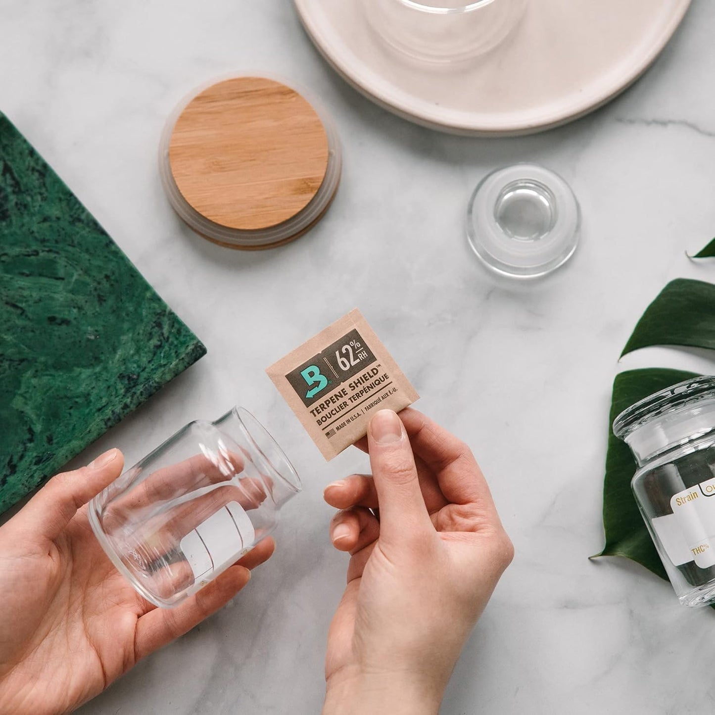 Boveda do Przechowywania Ziół | 2 - Kierunkowa Regulacja Wilgotności 62% RH | Rozmiar 4 Chroni do 15g Kwiatów | Zapobiega Utracie Terpenów | 10 Sztuk - PuffoShop