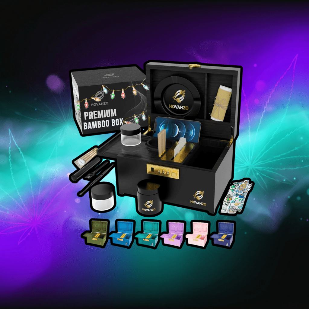 HOVANZO Duże pudełko bambusowe premium – ozdobne pudełko do przechowywania z zamkiem szyfrowym – drewniane pudełko do przechowywania z tacą na kółkach – drewniane pudełko do przechowywania z - PuffoShop